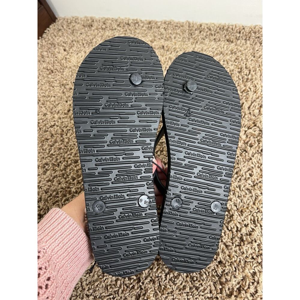 Calvin Klein Logo Flip Flops Black White Thong Sandals Women Size 9-10 Monogram - Picture 8 of 8